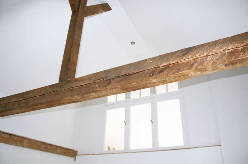 Ausbau eines Dachgeschosses mit Erhalt der historischen Dachbalken